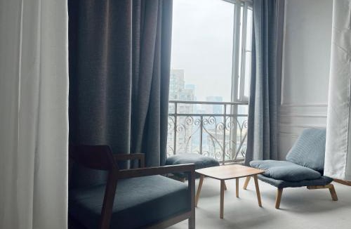 Jeifangbei Central Business District Apartment | 重庆山川的民宿二店