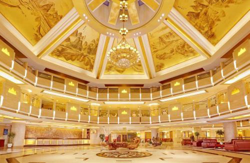 Yangshuo Hotel | 阳朔碧莲江景大酒店