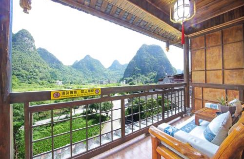 Yangshuo Hotel | 阳朔赴山海翠影楼酒店遇龙河景区店Yangshuo Scenic Mountain Retreat