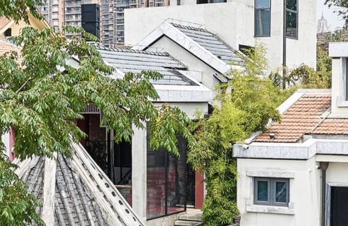 Wuchang Hotel | 隐居伴山黄鹤楼昙华林店