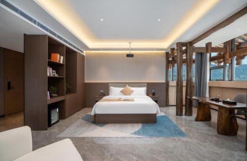 Xiangxi Hotel | 隽雅酒店芙蓉镇景区点