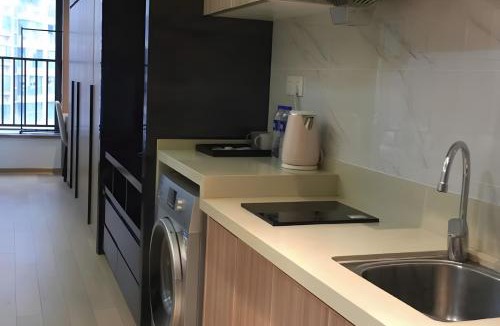 Huangpu Apartment | 雅致国际公寓
