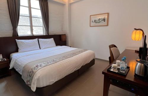 Lai Chi Kok Hotel | 饒宗頤文化館 - 翠雅山房