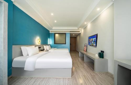 Xinzhou District Hotel | 香海润达铂金大酒店万达广场Xianghai Runda Platinum Hotel