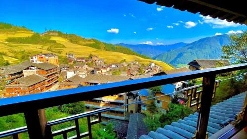 Longsheng Hotel | 麦田间民宿 Terrace View Guesthouse