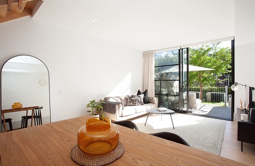 Erskineville Apartment | 110d/5 Hadfields -L- in Erskineville