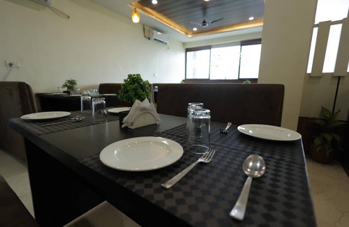 Mathura Hotel | 12 m² Hotel ∙ 2 guests