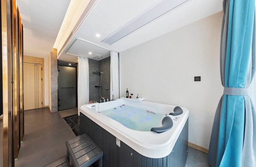 Xiangxi Hotel | 12C Baiyujing Hot Spring Resort Furong