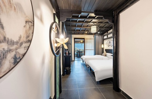 Xiangxi Hotel | 12C View Homestay