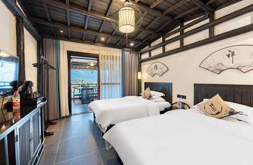Xiangxi Hotel | 12C View Homestay