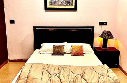 Gomti Nagar Apartment | 149 m² Apartment ∙ 3 bedrooms ∙ 7 guests