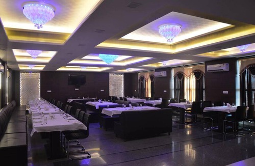Agra Hotel | 15 m² Hotel ∙ 2 guests