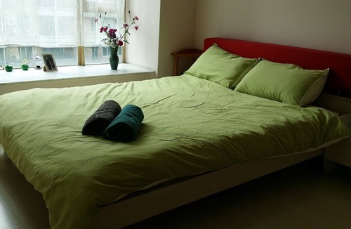Liwan Apartment | 1A Real-China Home: Cozy 2Bed In City Center. Quiet,Charm