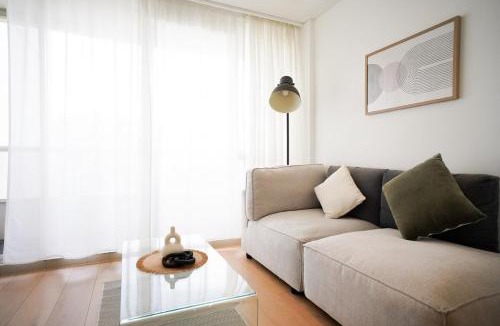Waterloo Apartment | 1BED-Sydney-POOL-Gym-Sleeps 4 Guests