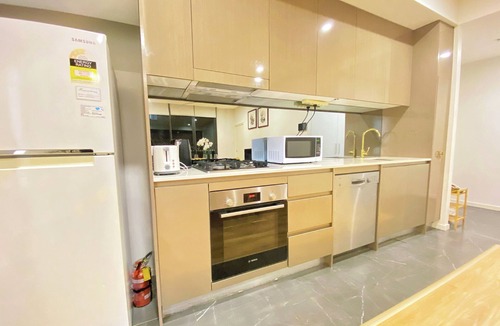 Wentworth Point Apartment | 2 Bedroom Apartment close to Olympic Park. Enjoy Waterfront Living