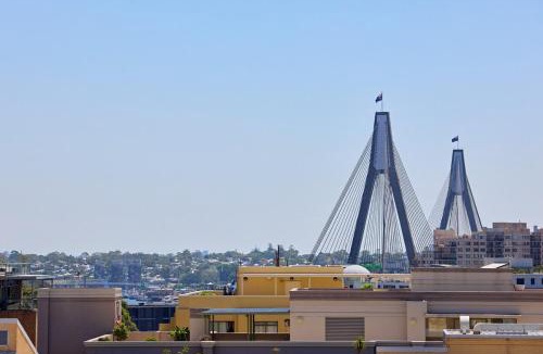 Darling Harbour Apartment | 2 Bedroom Darling Harbour Waterviews Pool Sydney