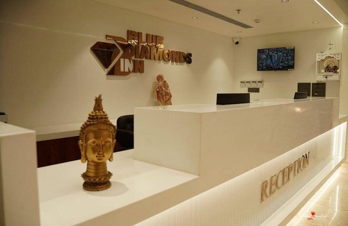 Greater Noida Hotel | 21 m² Hotel ∙ 2 guests