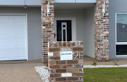 Estella House | 21 Samson Ave, Estella