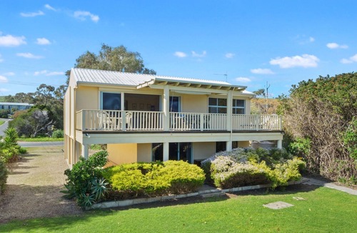 Carrickalinga House | 22 Broadbeach Drive Carrickalinga