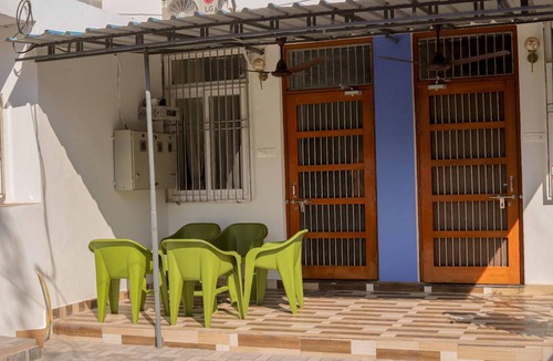 Hazratganj House | 230 m² House ∙ 3 bedrooms ∙ 7 guests