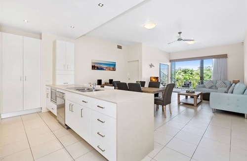 Casuarina Apartment | 3 Bedroom Executive Rooftop Apartment