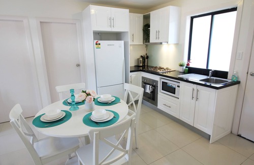 South Hurstville House | 3 bedrooms holiday home near Sydney airport