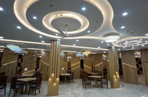 Barsana Hotel | 300 m² Hotel ∙ 6 guests