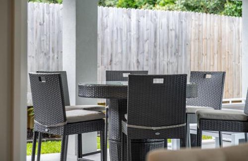 Diamond Beach House | 32 Shores Crescent