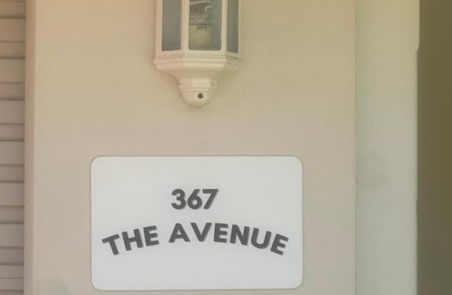 Harvey House | 367 The Avenue
