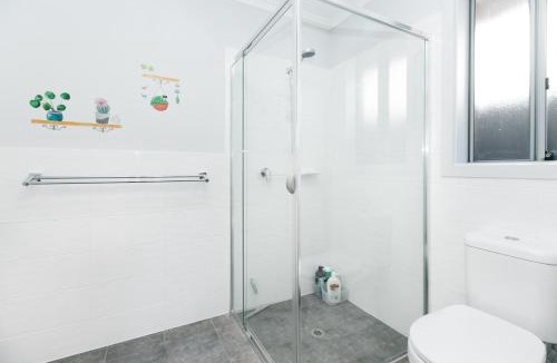 Mount Barker House | 3bedroom Modern Home in Mt Barker, 8km to Hahndorf