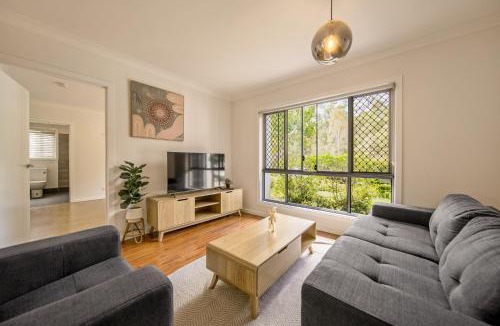 Coomera House | 3BR Coomera Duplex 2- Cute & Cosy Home Close to Theme Park