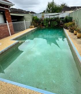 Roselands House | 3BR Home with Pool Near Shops, M5 & Train Stations