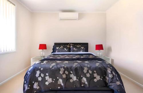 Kingswood House | 3BR House Games & Blue Mtns