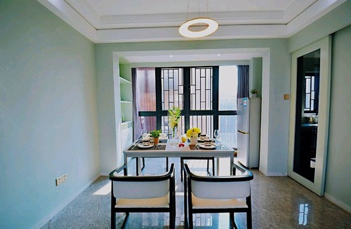 Bao'an Apartment | 4 Seasons Big Family 3 Queen Beds & High Rise View