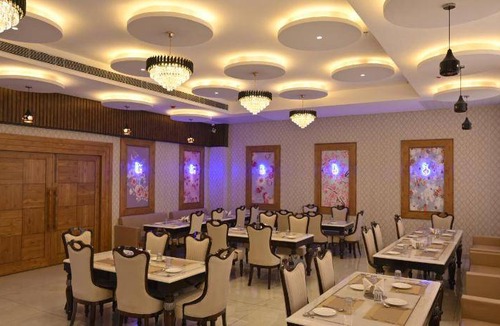 Muzaffarnagar Hotel | 47 m² Hotel ∙ 2 guests