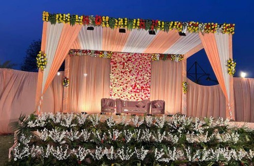 Muzaffarnagar Hotel | 47 m² Hotel ∙ 2 guests