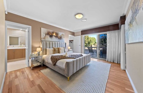 Stirling House | 47 Ultimate Entertainer! Pool, Man Cave, Kids Play