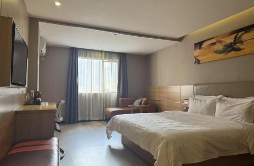Longgang Hotel | 7天优品深圳龙岗大运中心爱联地铁站店