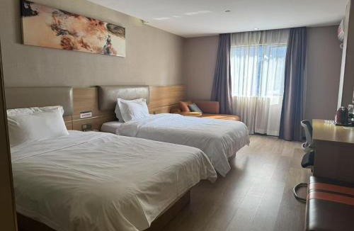 Longgang Hotel | 7天优品深圳龙岗大运中心爱联地铁站店