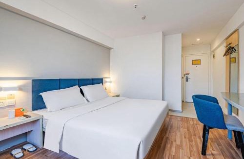 Longhua District Hotel | 7天酒店深圳北站龙华地铁站店