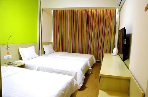 Gaotai County Hotel | 7 Days Inn Zhangye Gaotai County Central Square