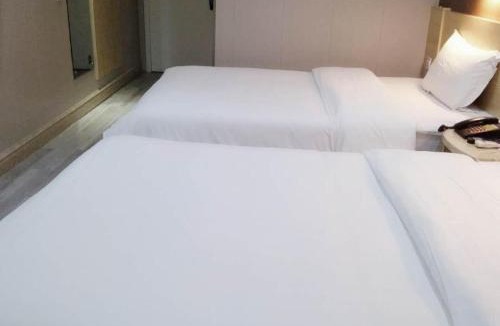 Optics Valley Hotel | 7Days Inn Huquan Street Yangjiawan Subway Station