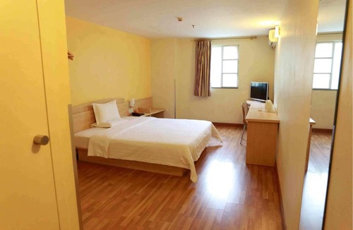 Kunming City Centre Hotel | 7Days Inn Kunming East Station Juhua Overpass