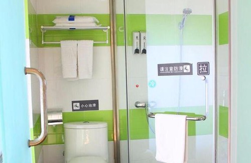 Liangshan Yi Hotel | 7Days Inn Xichang Hangtian Avenue Jixiang Road