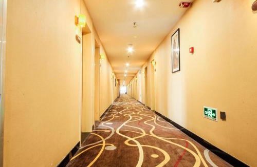 Li Cheng Hotel | 7Days Premium Jinan Beiyuan Street Red Star Macalline Branch