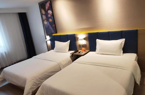 Cuiping District Hotel | 7Days Premium Yibin North Gate Bus Station Branch