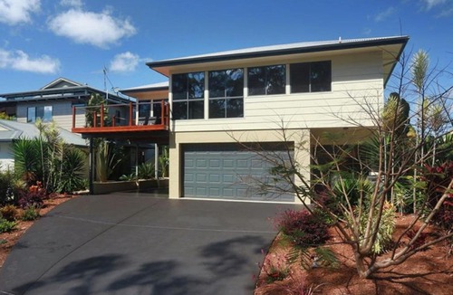 Valla Beach House | 8Tuna