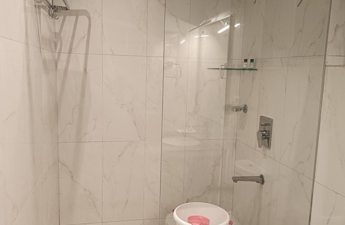 Gomti Nagar Apartment | 9 Bedrooms 9 Bathrooms 1Pool Charming studio with terrace overloking the Lucknow