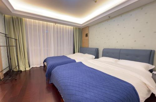 Downtown Beijing Apartment | a云颂LOFT轻奢民宿8人房天安门故宫地铁工体三里屯店