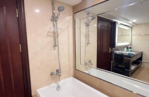 Downtown Beijing Apartment | a云颂LOFT轻奢民宿8人房天安门故宫地铁工体三里屯店